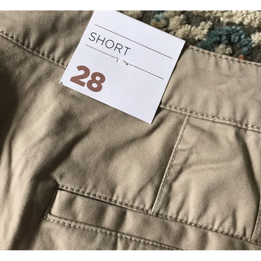 LOWEST🌺 NWT LANE BRYANT Sz28 KHAKI COTTON & SPANDEX SHORTS - Picture 5 of 9